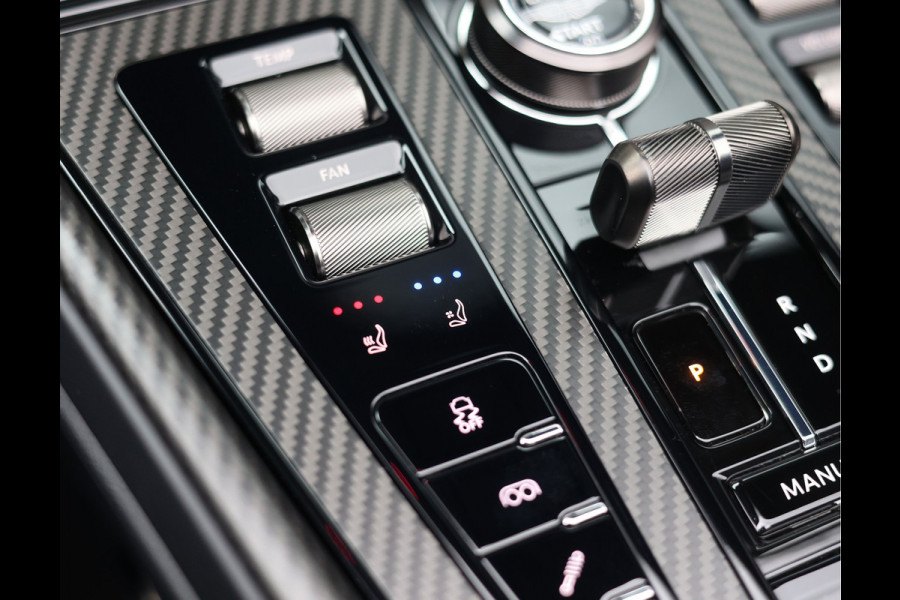 Aston Martin DB12 Volante 4.0 V8 | Xenon Grey - Carbon Pack