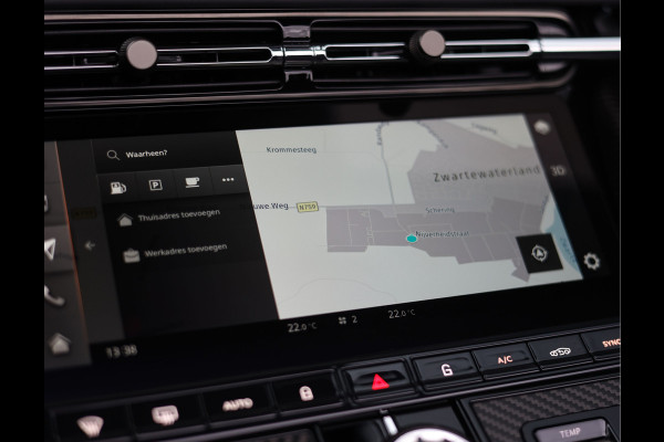 Aston Martin DB12 Volante 4.0 V8 | Xenon Grey - Carbon Pack