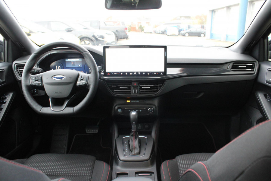 Ford FOCUS Wagon 1.0 EcoBoost Hybrid ST Line X 155pk | Trekhaak afneembaar | Panoramadak | Bang&Olufsen | Adaptive cruise control | Winter Pack | All season banden | Camera