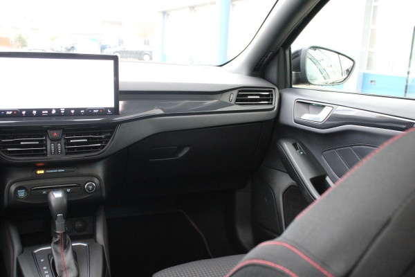 Ford FOCUS Wagon 1.0 EcoBoost Hybrid ST Line X 155pk | Trekhaak afneembaar | Panoramadak | Bang&Olufsen | Adaptive cruise control | Winter Pack | All season banden | Camera