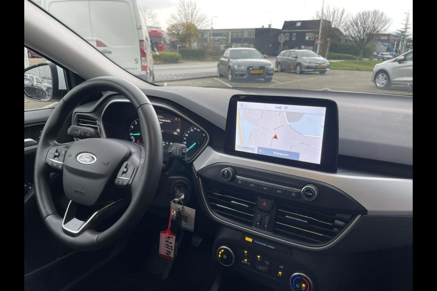Ford FOCUS Wagon 1.0 EcoBoost Trend Edition Business / comfort stoelen / camera