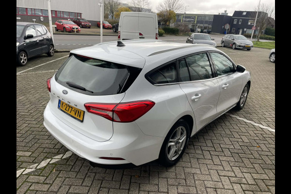Ford FOCUS Wagon 1.0 EcoBoost Trend Edition Business / comfort stoelen / camera