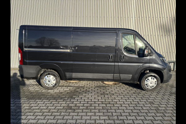 Peugeot Boxer 330 2.2 BlueHDi 140 L2H1*A/C*CRUISE*NAVI*HAAK*3PER