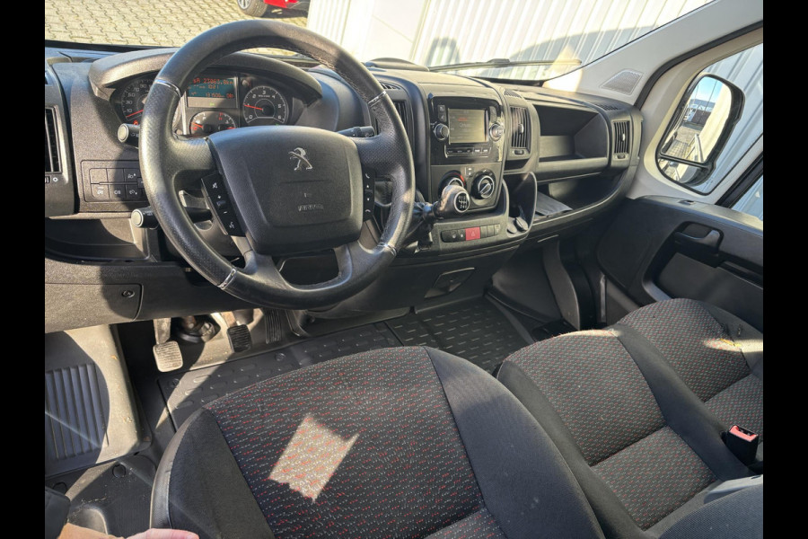 Peugeot Boxer 330 2.2 BlueHDi 140 L2H1*A/C*CRUISE*NAVI*HAAK*3PER