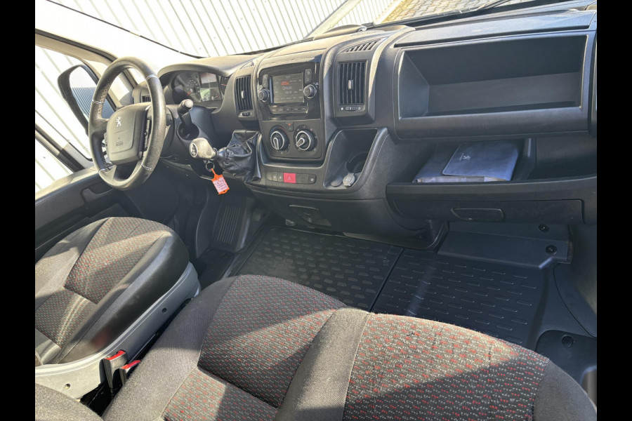 Peugeot Boxer 330 2.2 BlueHDi 140 L2H1*A/C*CRUISE*NAVI*HAAK*3PER
