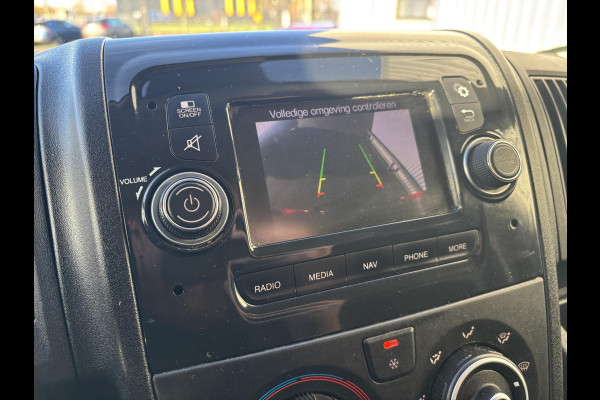 Peugeot Boxer 330 2.2 BlueHDi 140 L2H1*A/C*CRUISE*NAVI*HAAK*3PER