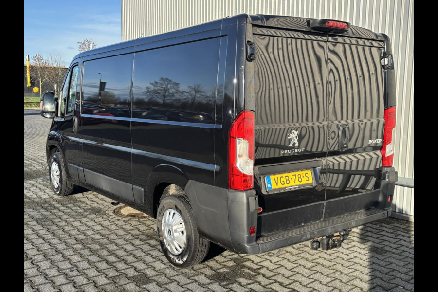Peugeot Boxer 330 2.2 BlueHDi 140 L2H1*A/C*CRUISE*NAVI*HAAK*3PER
