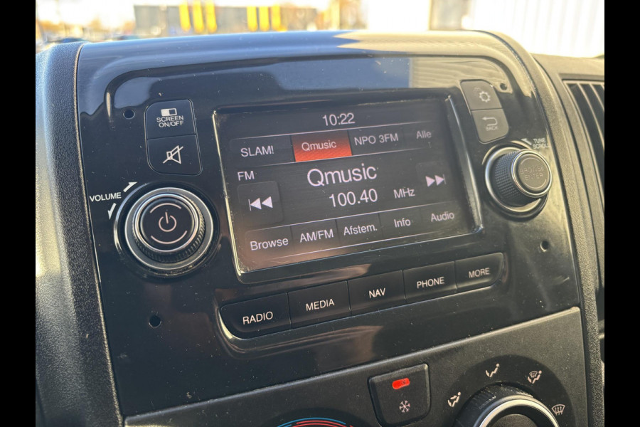 Peugeot Boxer 330 2.2 BlueHDi 140 L2H1*A/C*CRUISE*NAVI*HAAK*3PER