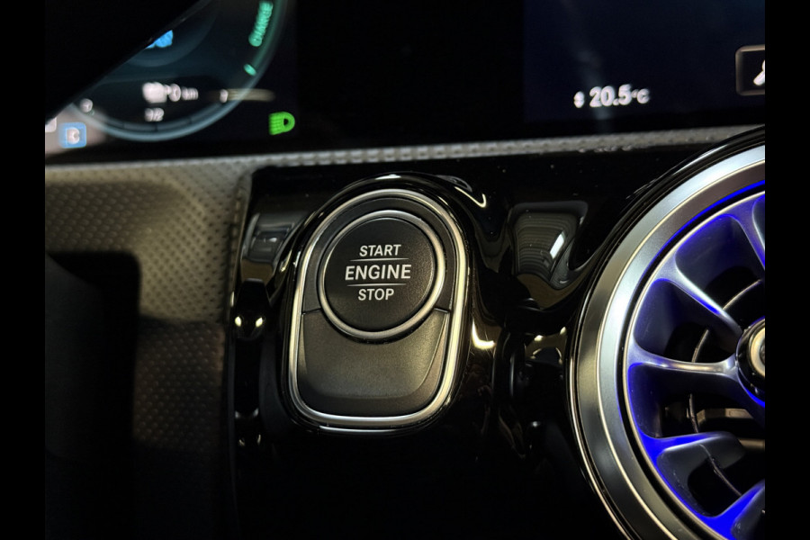Mercedes-Benz CLA-Klasse Shooting Brake 250 e AMG | Pano | Sfeerverlichting | Burmester | 360 Camera | Adaptive cruise | Elektr. stoelen + memory | Stoelverwarming | Full LED