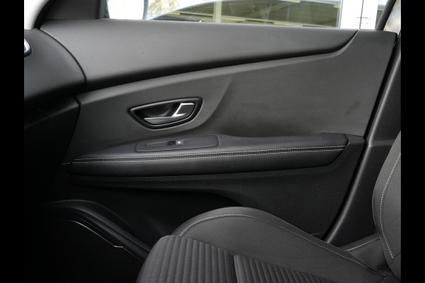 Renault Grand Scénic 1.3 TCe Automaat Equilibre 7p. | Navigatie | DAB | Trekhaak | Camera