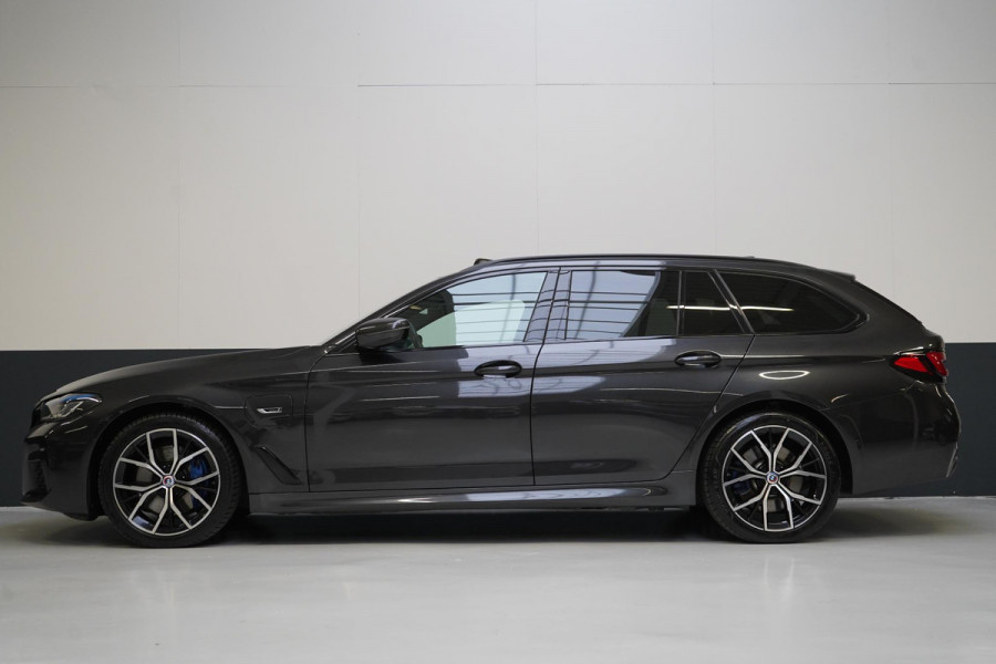 BMW 5 Serie Touring 530e Business Edition Plus | SoH 98% | Leder | Panoramadak | Trekhaak | Memory | Head-Up | M-Sportpakket