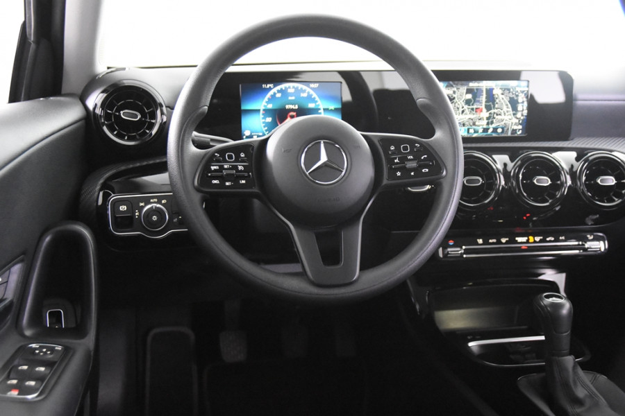 Mercedes-Benz A-Klasse 180 *1ste Eigenaar*Navigatie*Camera*Carplay*