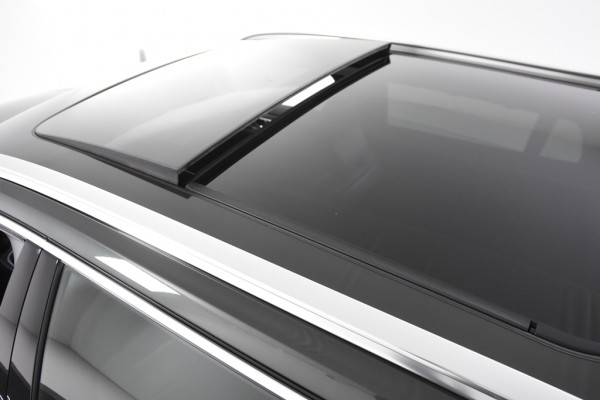 Volvo V60 2.0 T8 Recharge AWD Inscription *Panoramadak*Full Options*