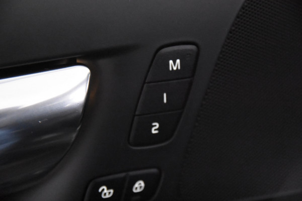 Volvo V60 2.0 T8 Recharge AWD Inscription *Panoramadak*Full Options*