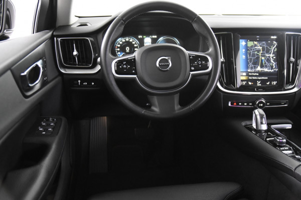 Volvo V60 2.0 T8 Recharge AWD Inscription *Panoramadak*Full Options*