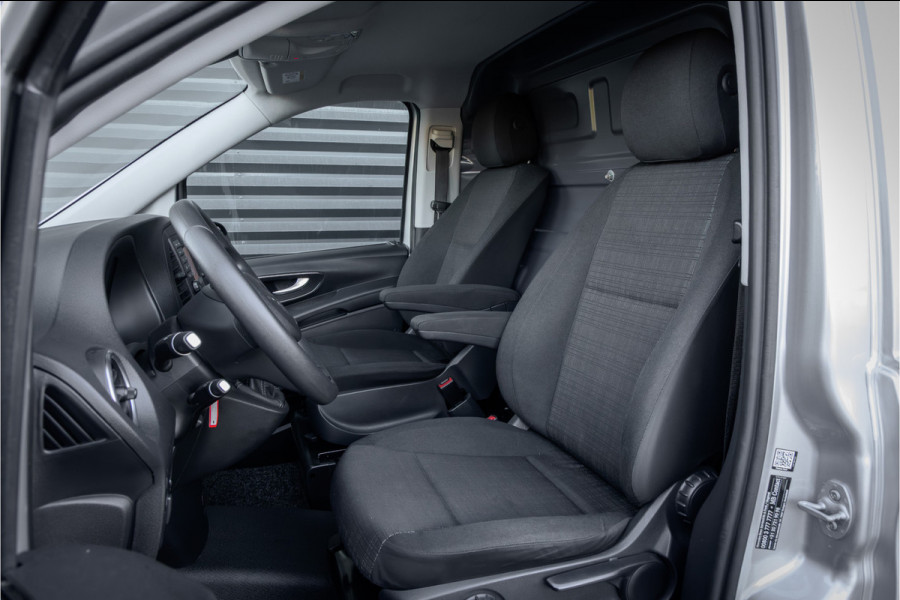 Mercedes-Benz Vito 111 CDI Lang - 19 inch AMG- Climate Controle