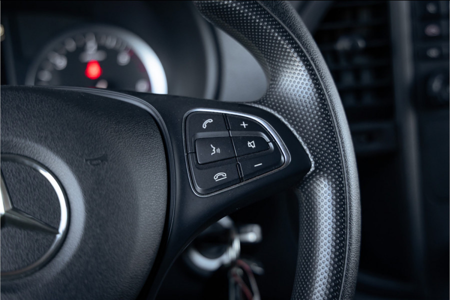 Mercedes-Benz Vito 111 CDI Lang - 19 inch AMG- Climate Controle