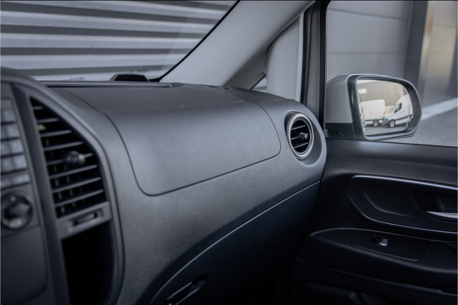 Mercedes-Benz Vito 111 CDI Lang - 19 inch AMG- Climate Controle
