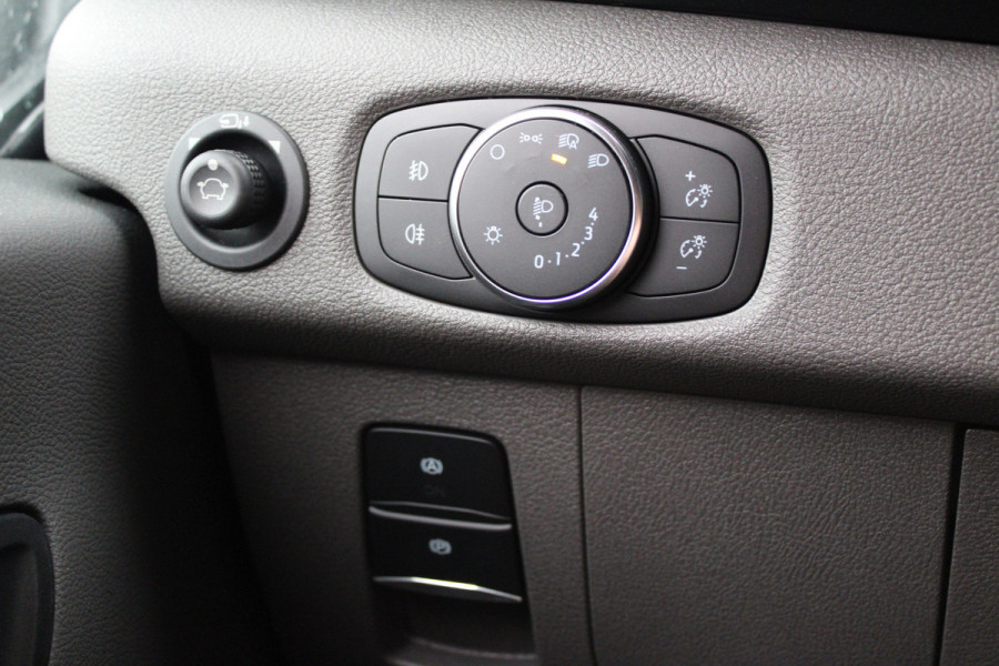 Ford Transit 350 2.0 TDCI L2H2 Limited 165pk - Adaptive Cruise - Xenon - Navi - Blind Spot - 360 camera - Rijklaar