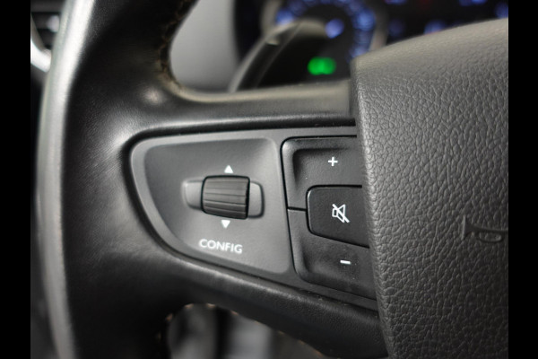 Opel Vivaro 145pk Automaat Dubbele cabine L3H1 Edition Navigatie Cruise Trekhaak Airco