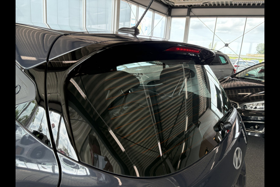 Hyundai i10 1.0 Automaat Comfort 5-zits CARPLAY/CRUISE/DAB/PRIVACYGLASS