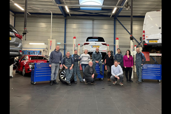 Hyundai i10 1.0 Automaat Comfort 5-zits CARPLAY/CRUISE/DAB/PRIVACYGLASS