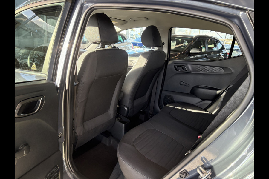 Hyundai i10 1.0 Automaat Comfort 5-zits CARPLAY/CRUISE/DAB/PRIVACYGLASS