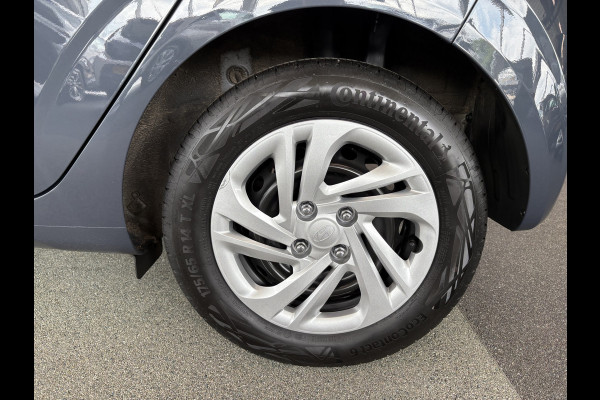 Hyundai i10 1.0 Automaat Comfort 5-zits CARPLAY/CRUISE/DAB/PRIVACYGLASS