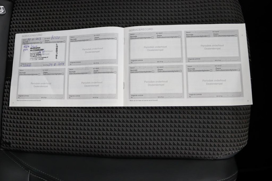 Peugeot 208 1.2 PureTech GT-Line*ACC*PANO*CARPLAY*ECC*CAM*LED*