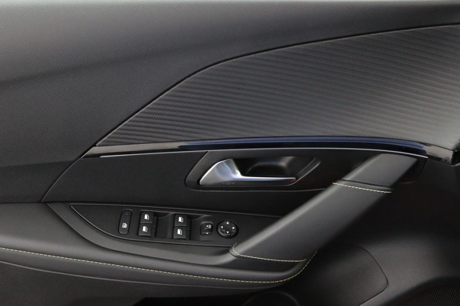 Peugeot 208 1.2 PureTech GT-Line*ACC*PANO*CARPLAY*ECC*CAM*LED*