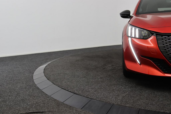 Peugeot 208 1.2 PureTech GT-Line*ACC*PANO*CARPLAY*ECC*CAM*LED*