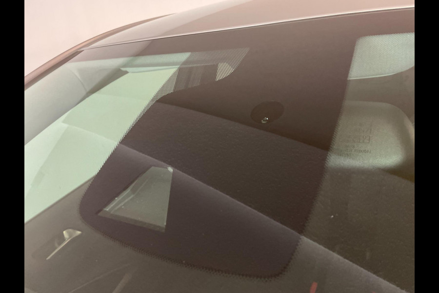 Opel Crossland X 1.2 Turbo Innovation AUTOMAAT AIRCO NAVI VIA APP CRUISE BT STOELVERWARMING STUURVERW ZEER NETTE AUTO