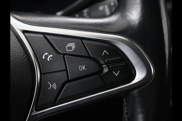 Renault Captur E-TECH Plug-in Hybrid Intens | 360 camera | Carplay | Park Assist | Navigatie | Keyless | Full LED | Climate control | Cruise control | PHEV