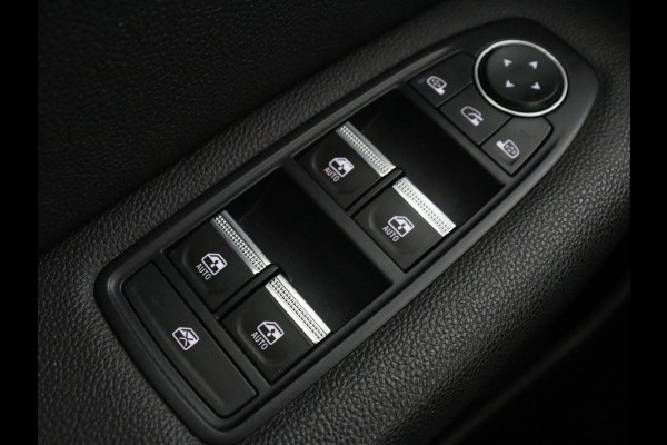 Renault Captur E-TECH Plug-in Hybrid Intens | 360 camera | Carplay | Park Assist | Navigatie | Keyless | Full LED | Climate control | Cruise control | PHEV