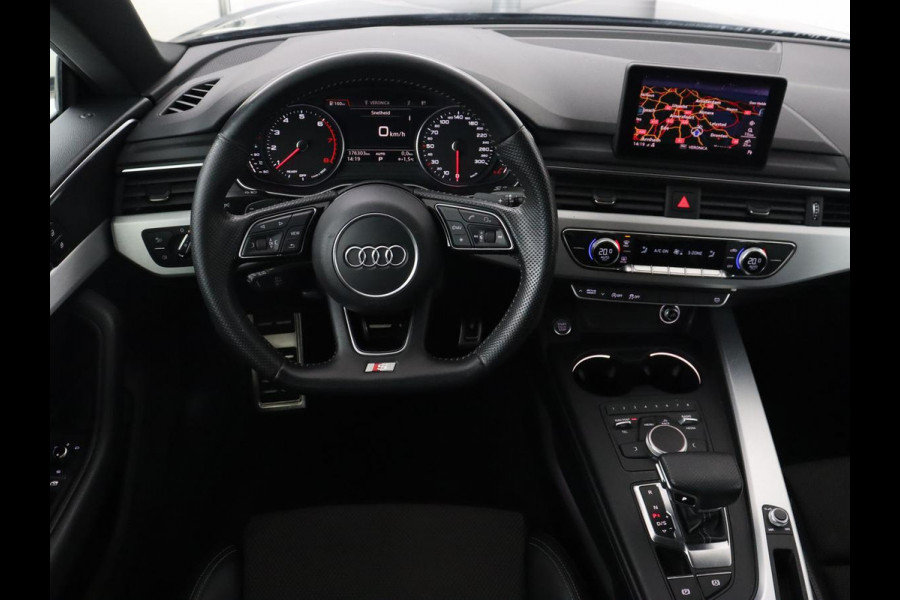 Audi A5 40 TFSI Sport S-Line edition | Carplay | Sportstoelen | Full LED | Half leder | Navigatie | Parkeerhulp | Cruise control | Bluetooth | Climate control | Sportstuur