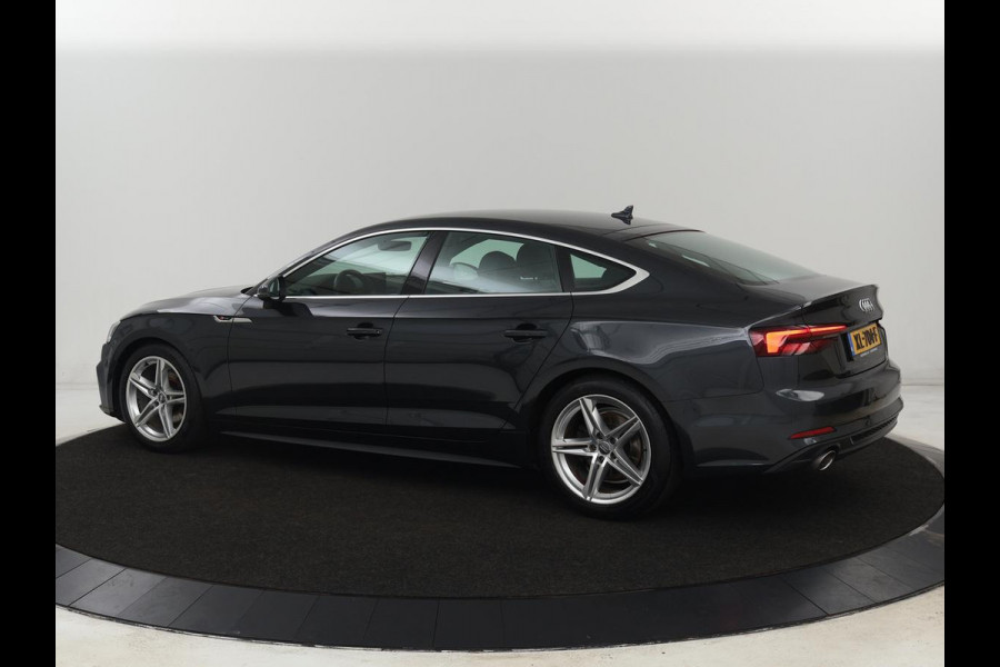 Audi A5 40 TFSI Sport S-Line edition | Carplay | Sportstoelen | Full LED | Half leder | Navigatie | Parkeerhulp | Cruise control | Bluetooth | Climate control | Sportstuur