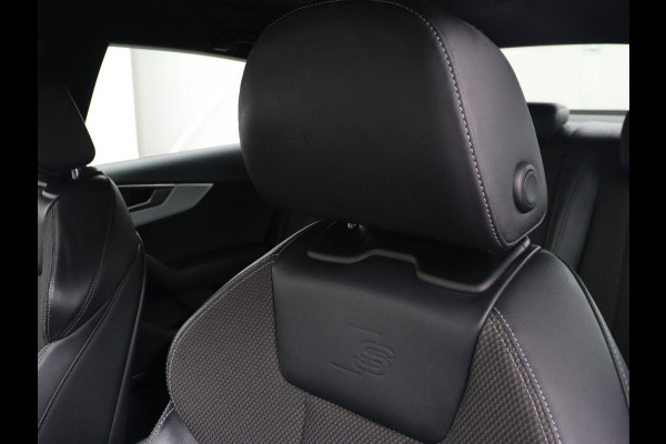 Audi A5 40 TFSI Sport S-Line edition | Carplay | Sportstoelen | Full LED | Half leder | Navigatie | Parkeerhulp | Cruise control | Bluetooth | Climate control | Sportstuur