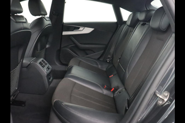 Audi A5 40 TFSI Sport S-Line edition | Carplay | Sportstoelen | Full LED | Half leder | Navigatie | Parkeerhulp | Cruise control | Bluetooth | Climate control | Sportstuur