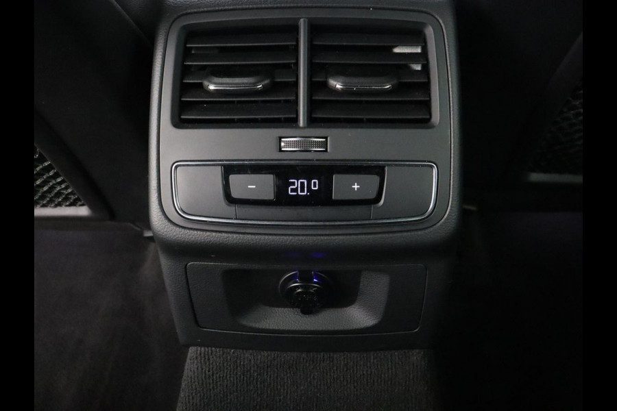 Audi A5 40 TFSI Sport S-Line edition | Carplay | Sportstoelen | Full LED | Half leder | Navigatie | Parkeerhulp | Cruise control | Bluetooth | Climate control | Sportstuur