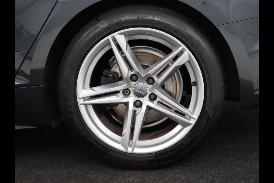 Audi A5 40 TFSI Sport S-Line edition | Carplay | Sportstoelen | Full LED | Half leder | Navigatie | Parkeerhulp | Cruise control | Bluetooth | Climate control | Sportstuur