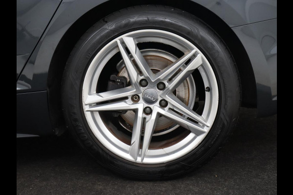 Audi A5 40 TFSI Sport S-Line edition | Carplay | Sportstoelen | Full LED | Half leder | Navigatie | Parkeerhulp | Cruise control | Bluetooth | Climate control | Sportstuur