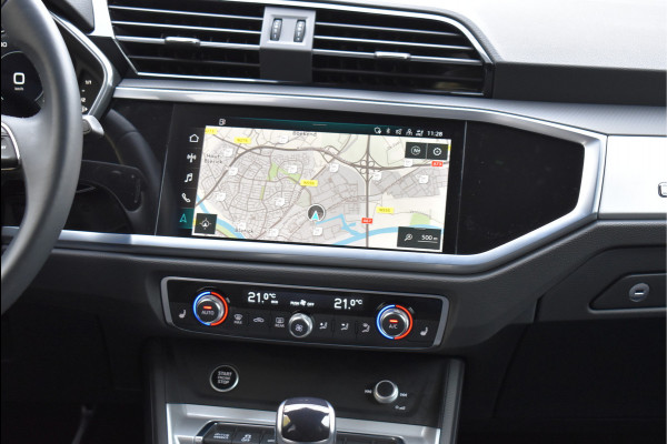 Audi Q3 45 TFSI e S-Line 245 Pk Black Ed Navi Leder/Alcantara Keyless Camera 19 Inch