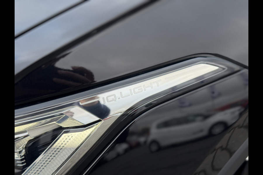 Volkswagen Tiguan 1.5 TSI Elegance | Trekhaak | ACC | IQ Light | DAB+ | HUD | 18 inch