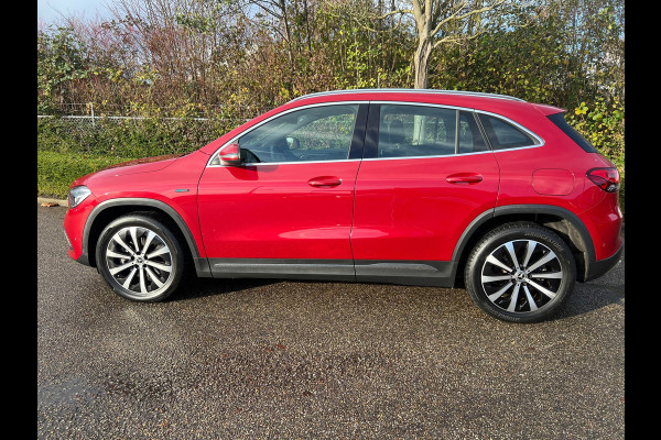 Mercedes-Benz GLA 250 e Progressive I Panorama Dak I Sfeerverlichting I Apple Carplay