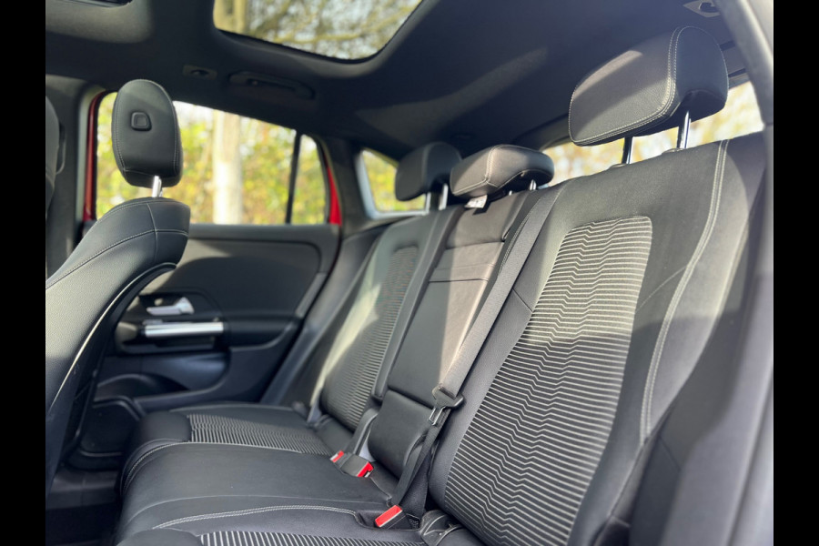 Mercedes-Benz GLA 250 e Progressive I Panorama Dak I Sfeerverlichting I Apple Carplay
