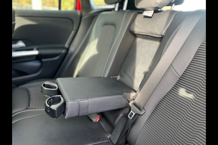 Mercedes-Benz GLA 250 e Progressive I Panorama Dak I Sfeerverlichting I Apple Carplay