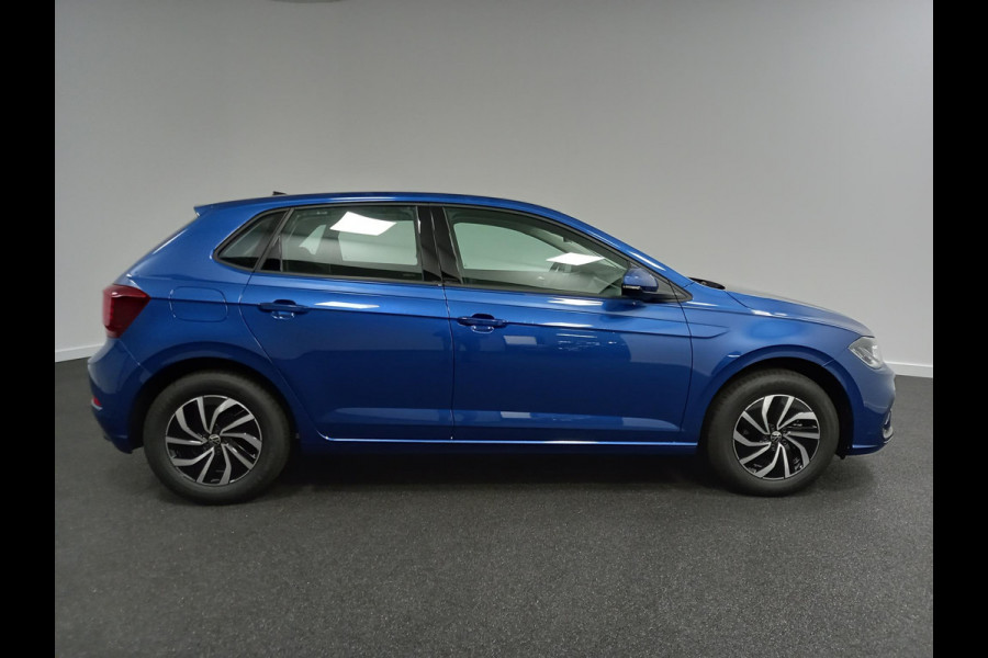Volkswagen Polo 1.0 TSI Life DSG Nieuw model ! | Navigatie | Apple Carplay/Android | Digitale Cockpit | Airco | Parkeer sensoren V+A | LED | Lichtmetalen Velgen