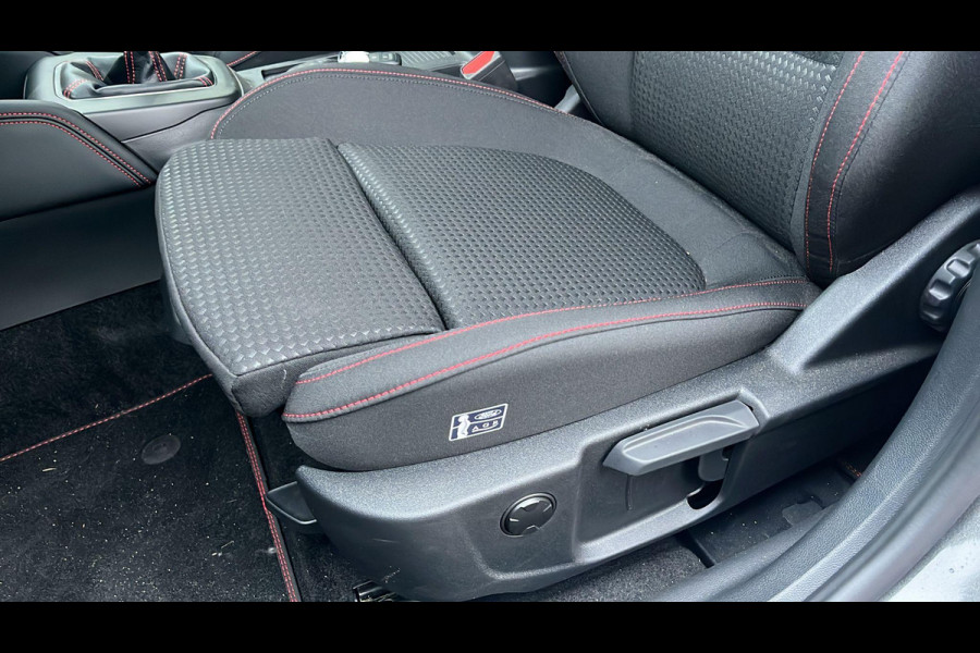 Ford FOCUS Wagon 1.0 EcoBoost Hybrid ST Line X 125pk | NIEUW! | Driver Assistance Pack | Winterpack | 18 inch Licht metaal