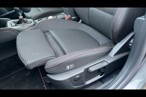 Ford FOCUS Wagon 1.0 EcoBoost Hybrid ST Line X 125pk | NIEUW! | Driver Assistance Pack | Winterpack | 18 inch Licht metaal