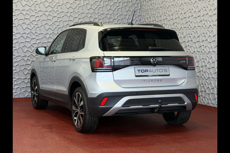 Volkswagen T-Cross 2.056KM! 116PK (18'' R-LINE LMV) AFN.TREKHAAK CAMERA VIR.COCKPIT STOELVERW. ADAP.CRUISE LMV CARPLAY 2025 "Volkswagen rijden begint bij Topautos.nl – 75 topmodellen direct op voorraad!"